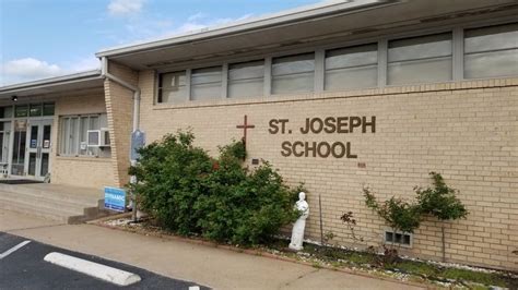 Saint Joseph School .